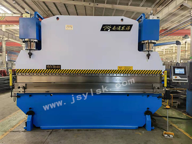 WE7K系列数控折弯机 WE7K系列数控折弯机