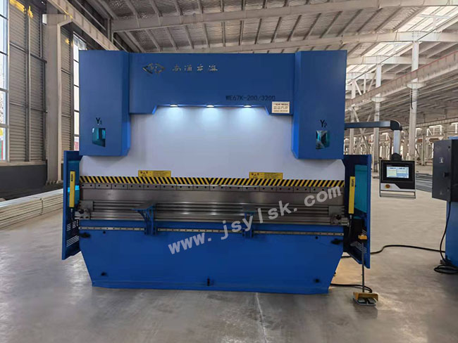 WE67K-200/3200数控折弯机 WE67K-200/3200数控折弯机
