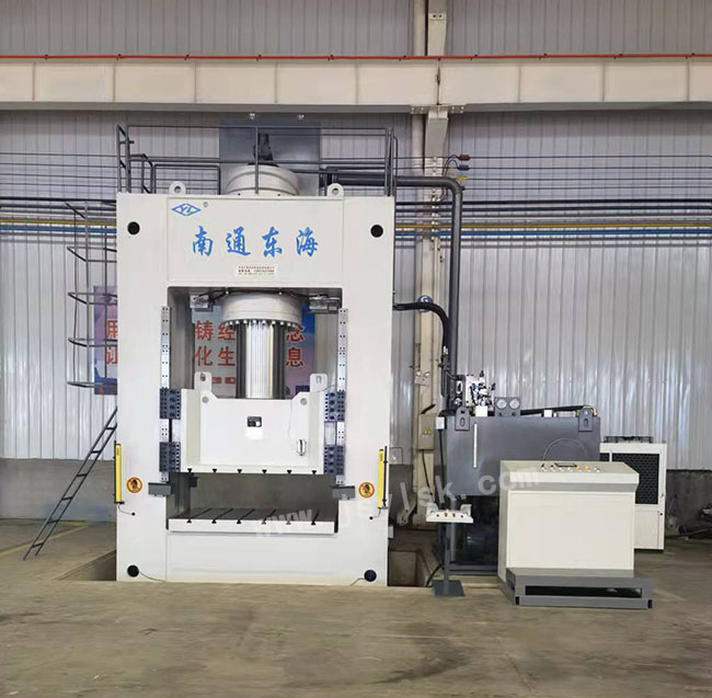 Y27系列框架液压机 Y27系列框架液压机