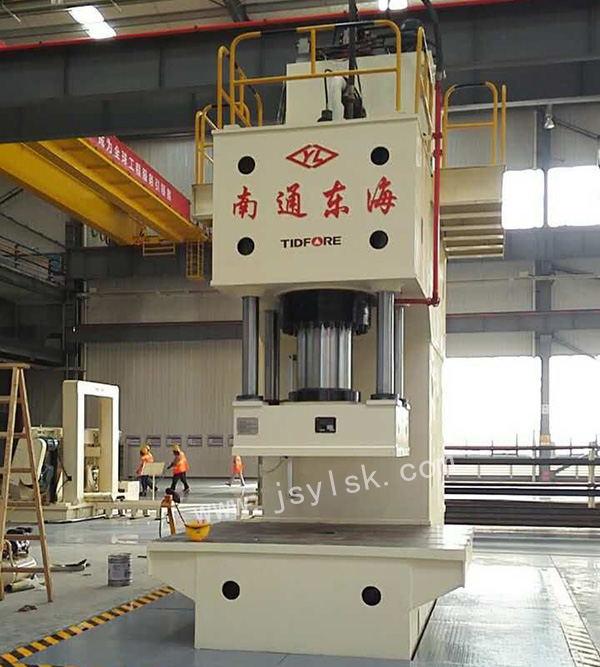 YL41-630吨单柱液压机 YL41-630吨单柱液压机