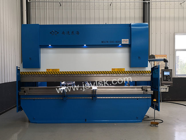 WE67K-200/4000数控折弯机 WE67K-200/4000数控折弯机